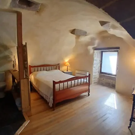 Le Clou De Malte * Vezins-de-Levezou